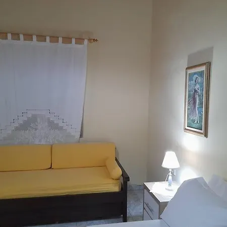 Mamos Sunset House Holiday home Plaka (Milos)