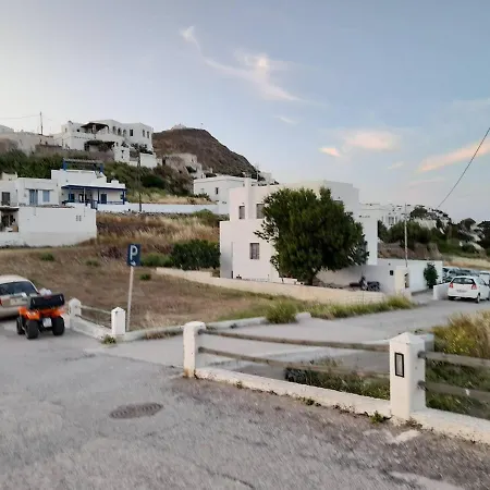 Mamos Sunset House Holiday home Plaka (Milos)