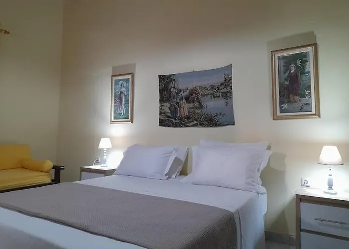 Mamos Sunset House Holiday home Plaka (Milos)