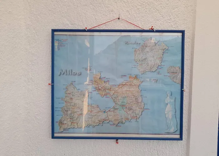 Mamos Sunset House Plaka (Milos)