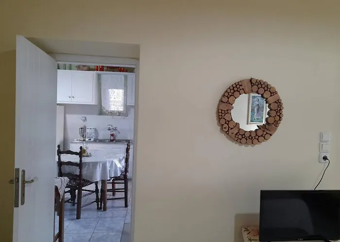 Mamos Sunset House Holiday home Plaka (Milos)