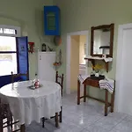 Nyaraló Mamos Sunset House *