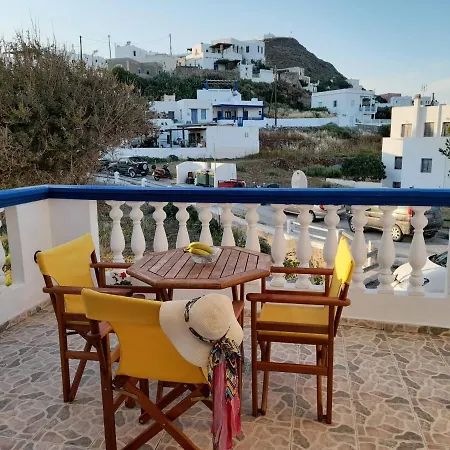 Holiday home Mamos Sunset House Plaka *