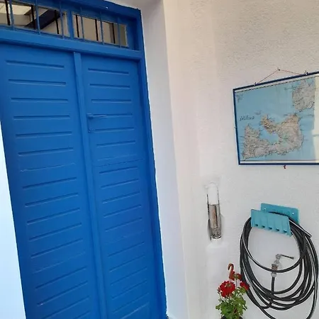 Feriehus Mamos Sunset House Plaka (Milos)