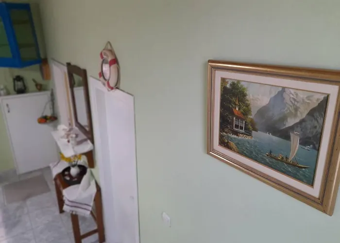 Semesterbostad Mamos Sunset House