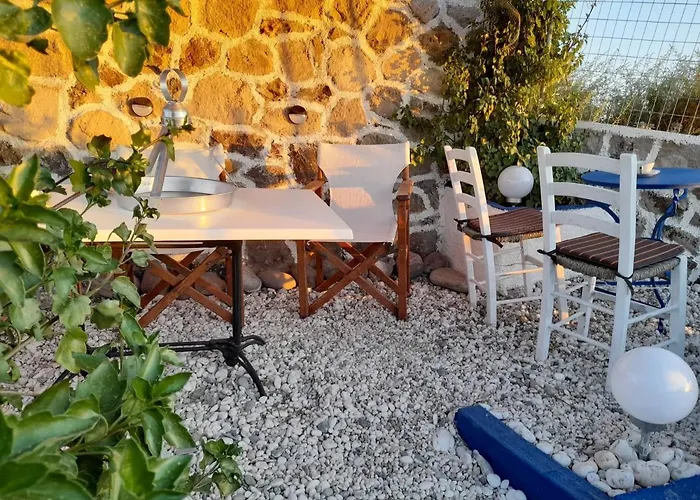 Semesterbostad Mamos Sunset House *