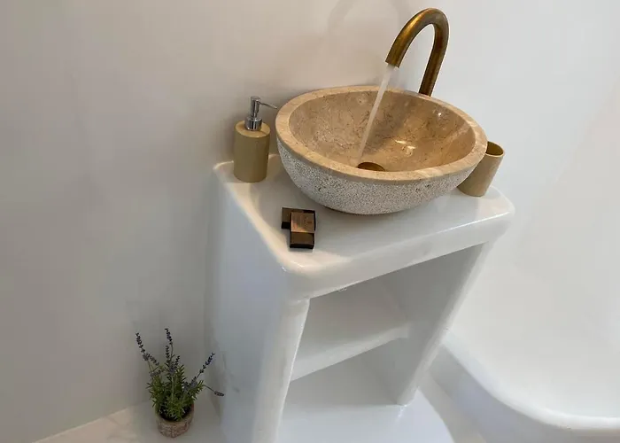 Mamos Sunset House Semesterbostad Plaka (Milos)