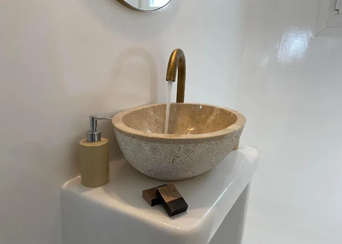 Mamos Sunset House Semesterbostad Plaka (Milos)